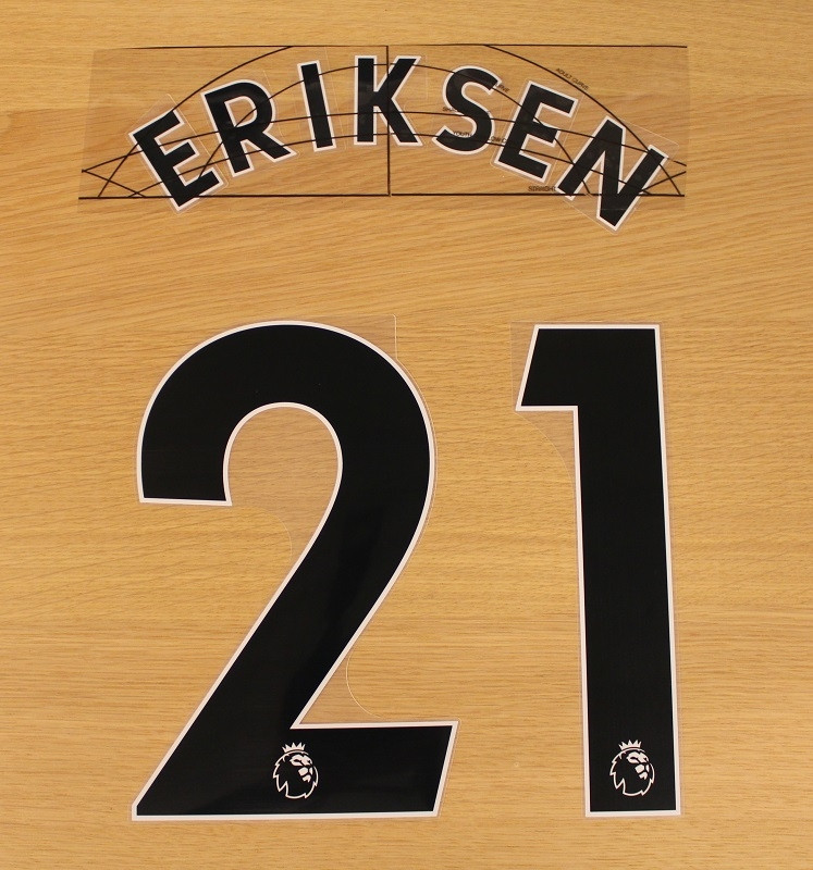 Brentford PL home print 2021/22 - Eriksen 21