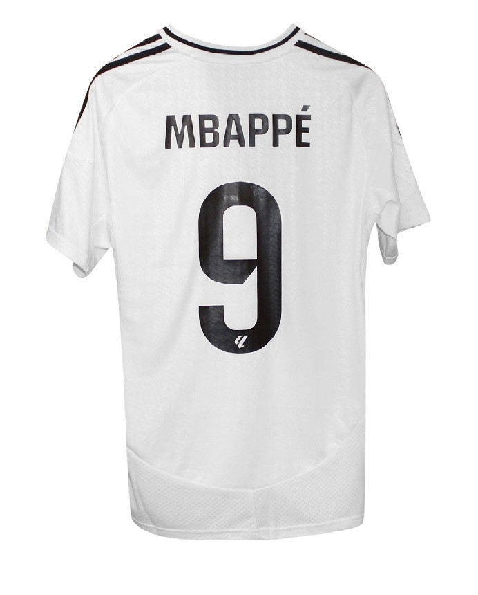 Real Madrid home jersey 2024/25 La Liga style | Official Avery