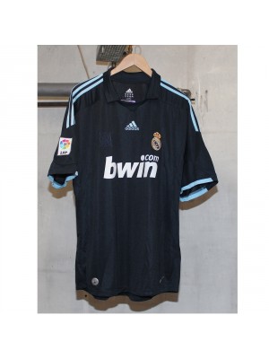 Real Madrid 09/10 away kit