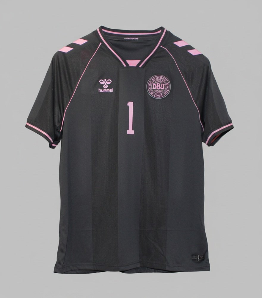 Denmark home jersey 2020/22 - by Hummel