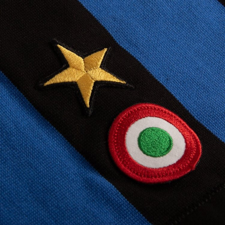 FC Internazionale 1982 - 83 Retro Football Shirt
