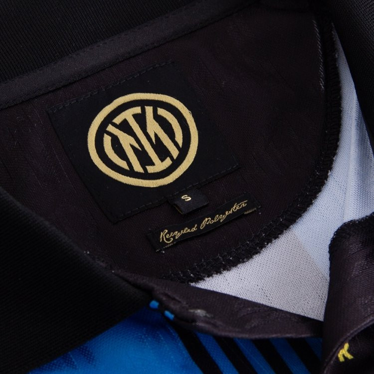 FC Internazionale 1991 - 92 Retro Football Shirt