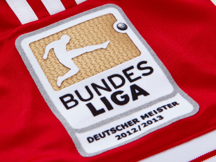 Meister 12/13 gold badge FC Bayern home