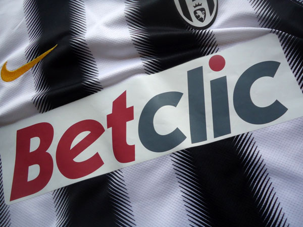 Juventus sponsor logo 11-12