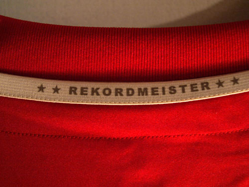FC Bayern home jersey 11-12 collar Rekordmeister