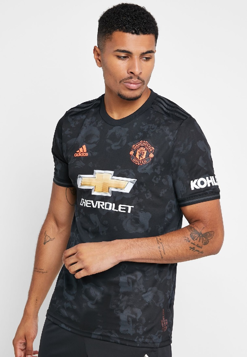 manchester united alternate jersey